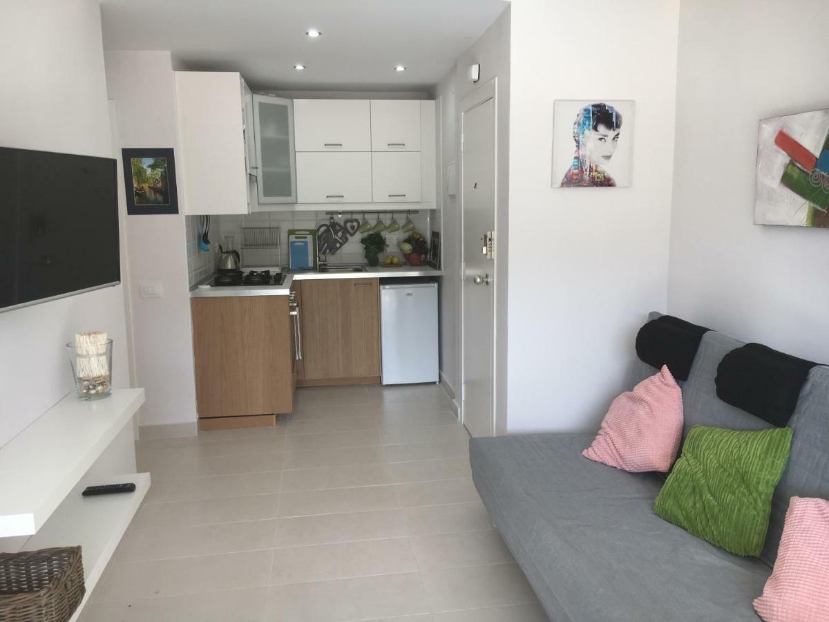 Apartment Los Cristianos 洛斯克里斯蒂亚诺斯 外观 照片